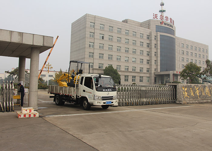 ga黄金甲体育小型挖掘机助推国家新农村建设